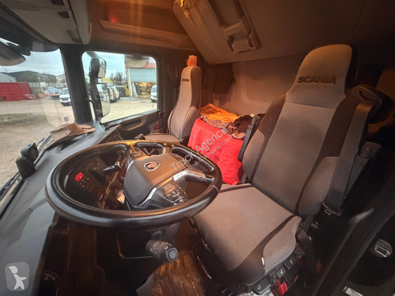 Scania 540 tractor unit