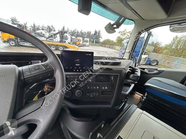 Tahač Volvo 460 Globetrotter