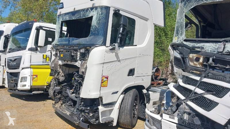 Scania 460 tractor unit