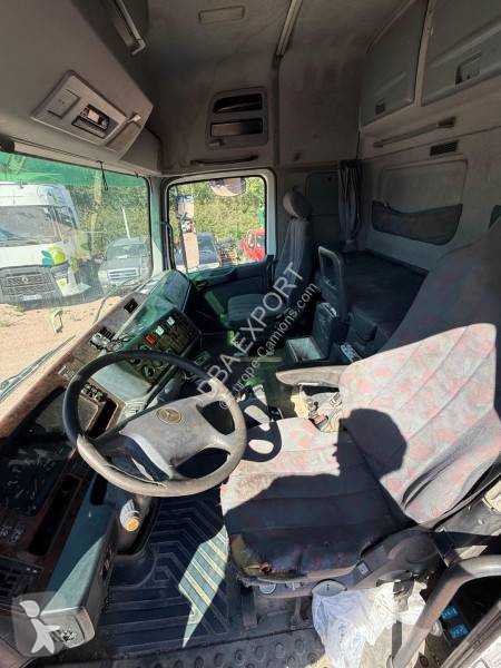 Mercedes 1843 tractor unit
