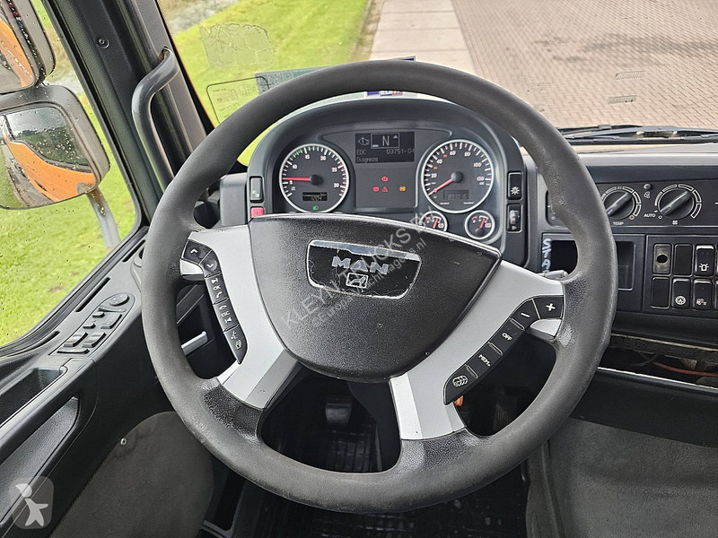 MAN 26.480  6X4 Steel/Air Manual tractor unit