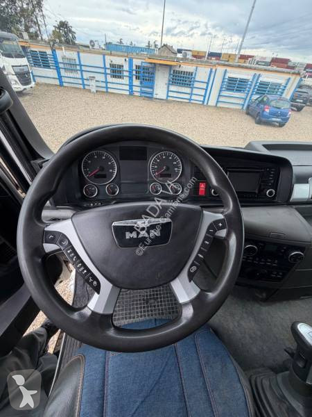MAN 18.480 tractor unit