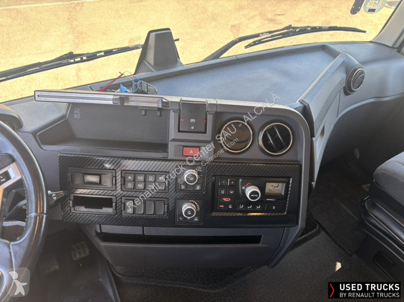 Renault  tractor unit