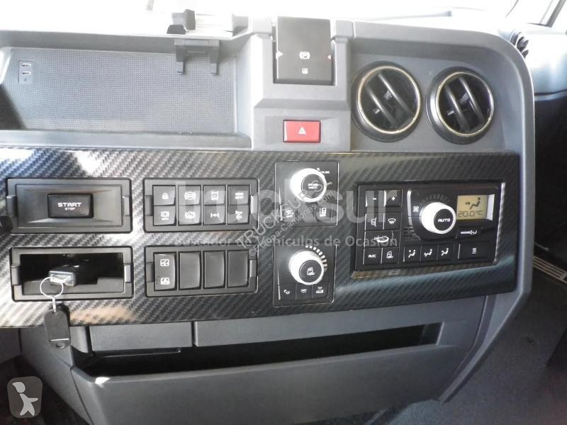 Renault T520 HIGH SLEEPER CAB EVO tractor unit