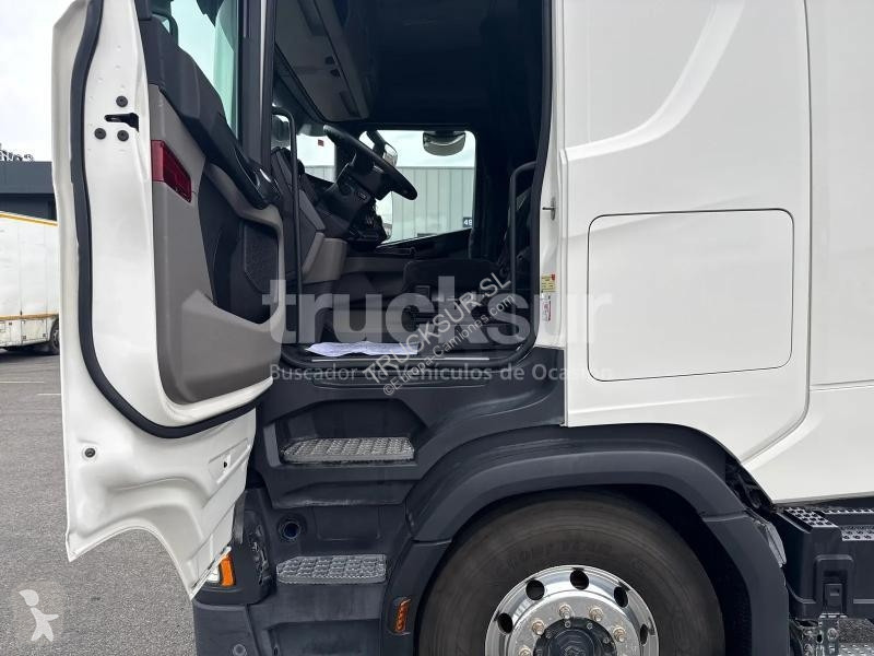 Scania R410 tractor unit