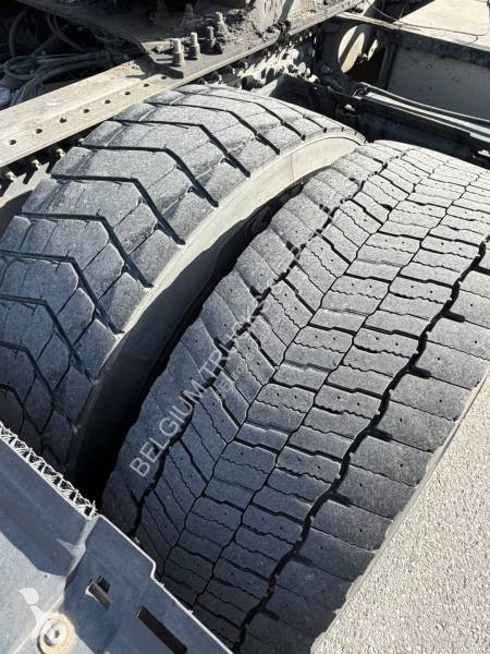 Volvo 460 Globetrotter tractor unit