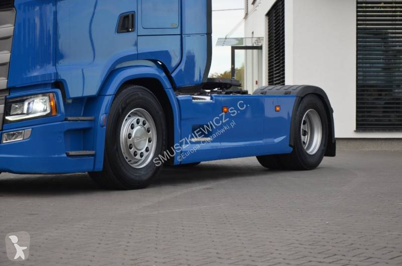 Scania 450 tractor unit