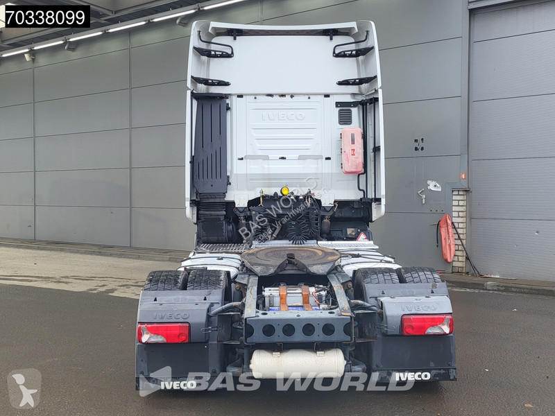 Iveco 460 4X2 Retarder 2xTanks Alcoa's tractor...
