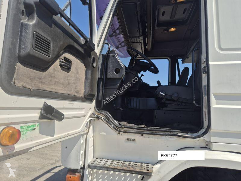 Tahač Scania R143