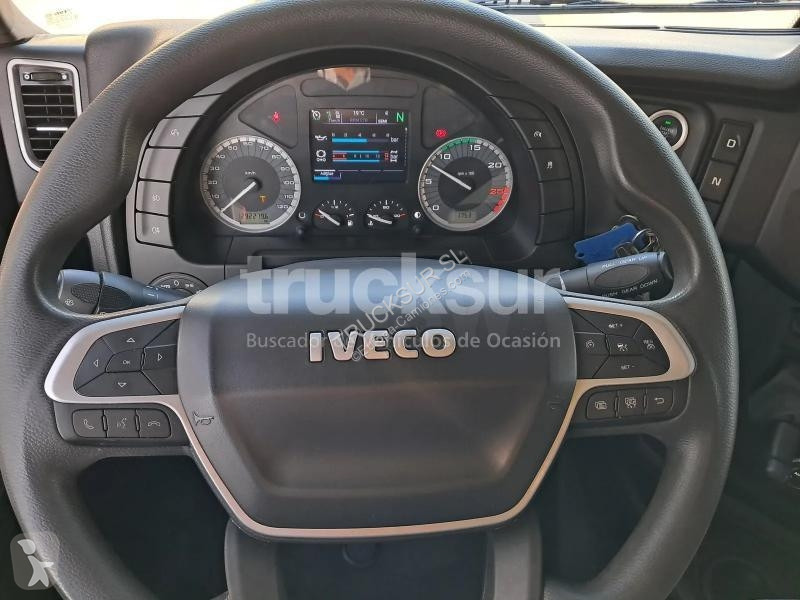 Iveco AS440S49T/P tractor unit