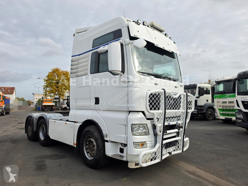 Tractor MAN 33.680 V8 XXL BL 6x4...