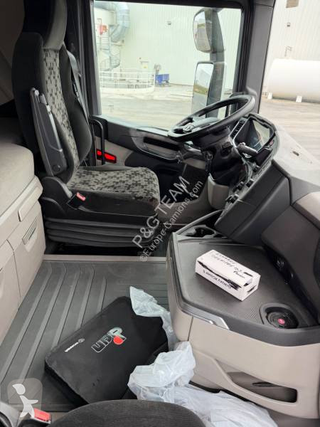 Traktor Scania 500