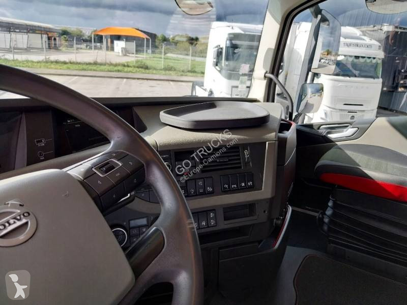 Volvo 540 tractor unit