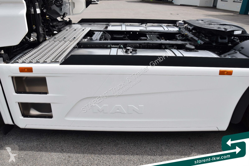 Tahač MAN 18.560 LL GM Retarder Standklima ACC...