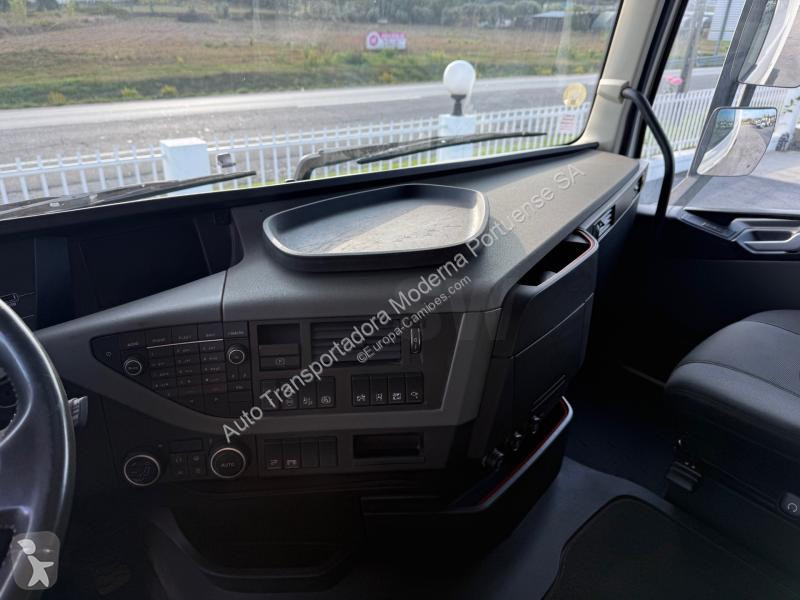 Volvo 500 tractor unit