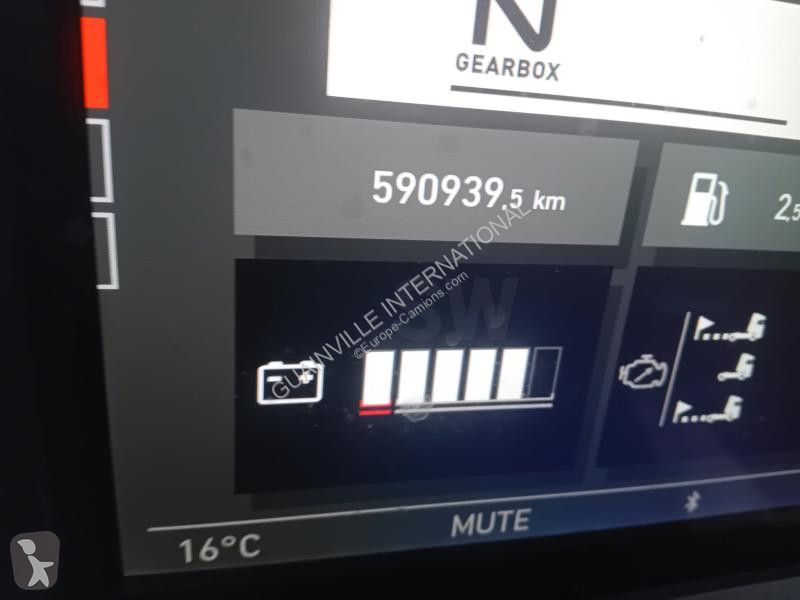 Traktor Renault 520 Gamme T