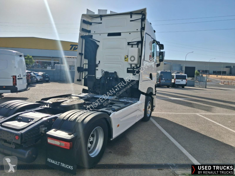 Traktor Renault
