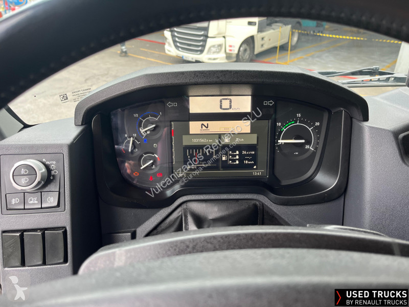 Renault  tractor unit