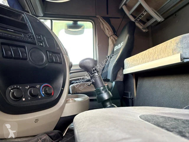 Traktor DAF 105460 SPACECAB (ZF16 MANUAL...