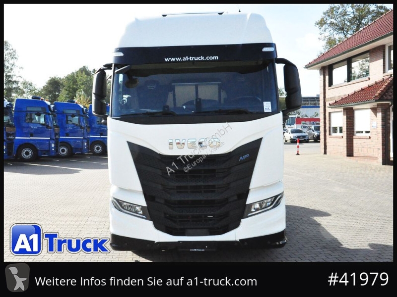 Traktor Iveco S-Way, SZM, LNG, Gas, Navi Intarder