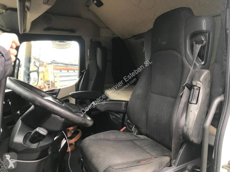 Mercedes 1845 LS tractor unit