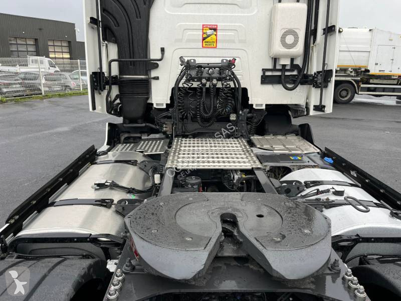 Tahač Renault 520 T4X2 E6