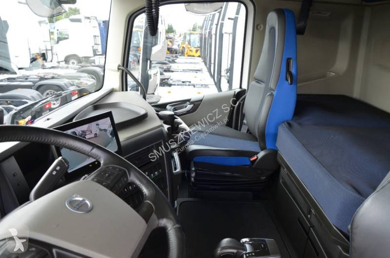 Nyergesvontató Volvo 500 Globetrotter