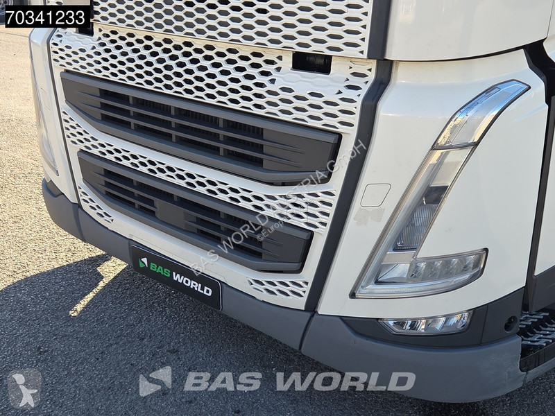 Traktor Volvo FH 460 4X2 XL Mega 2x Tanks...