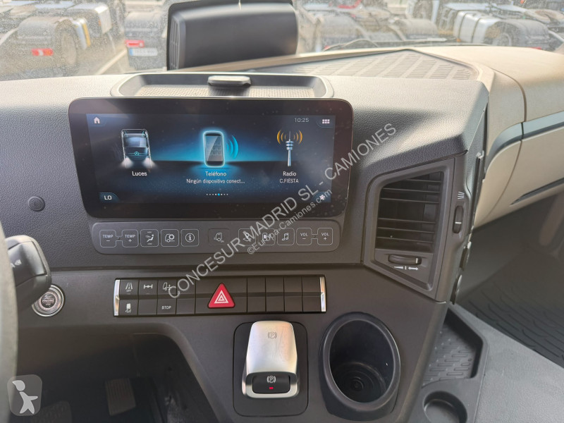 Cabeza tractora Mercedes  1845LS