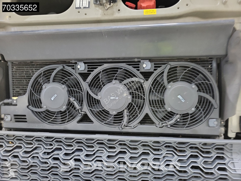 Cabeza tractora Volvo 500  4X2 XL Retarder 2x...