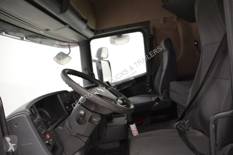 Traktor Scania 440