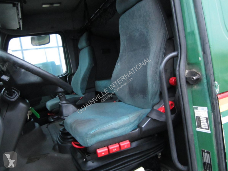 Tracteur Volvo 380