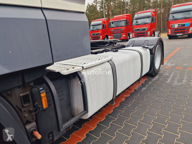 Tracteur DAF 460