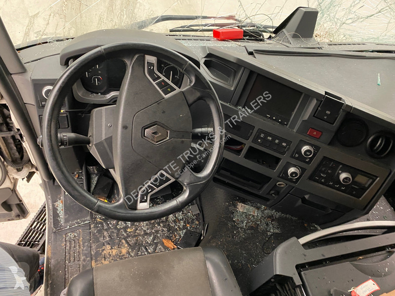 Traktor Renault T 480