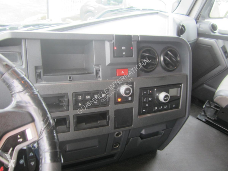Cabeza tractora Renault 440 Gamme T
