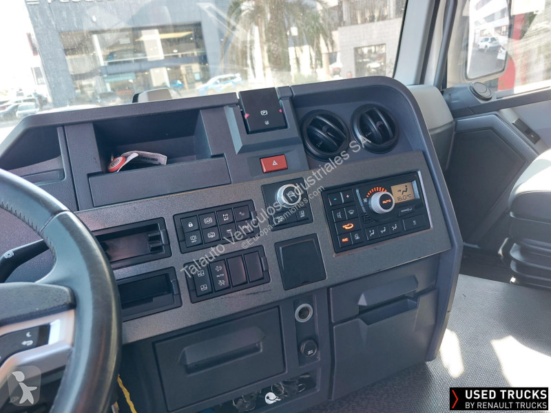 Traktor Renault