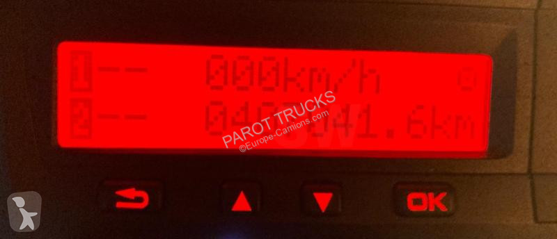 Traktor MAN 26.500