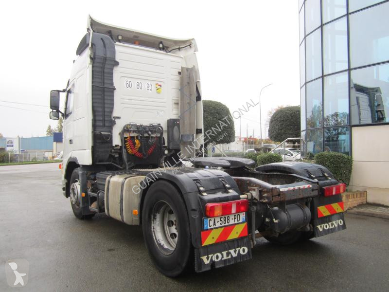 Tracteur Volvo 440