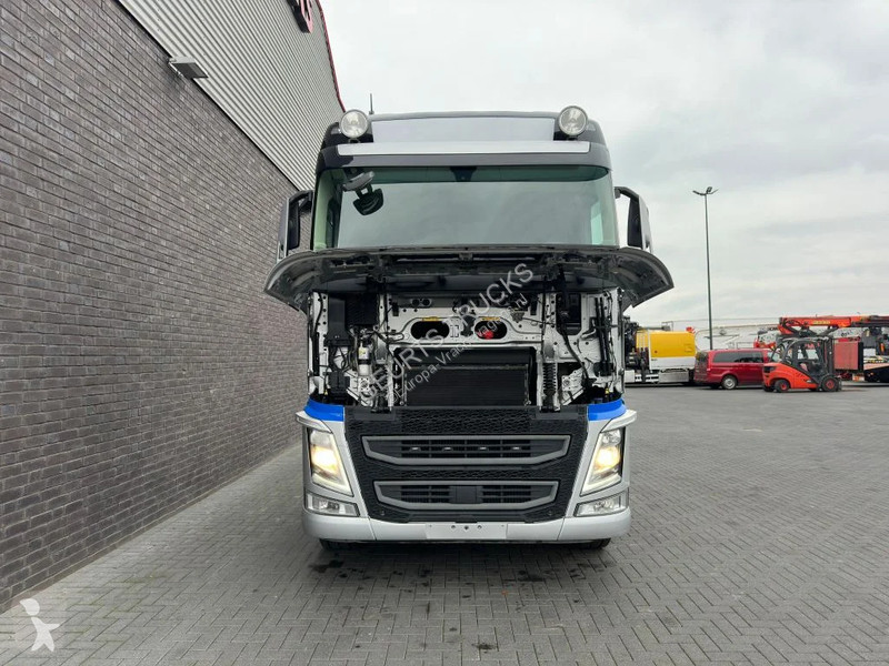 Tractor Volvo FH  6X4 TREKKER/TRACTOR/SZM EURO...