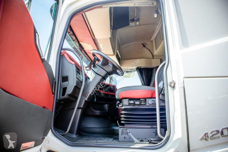 Traktor Volvo 420