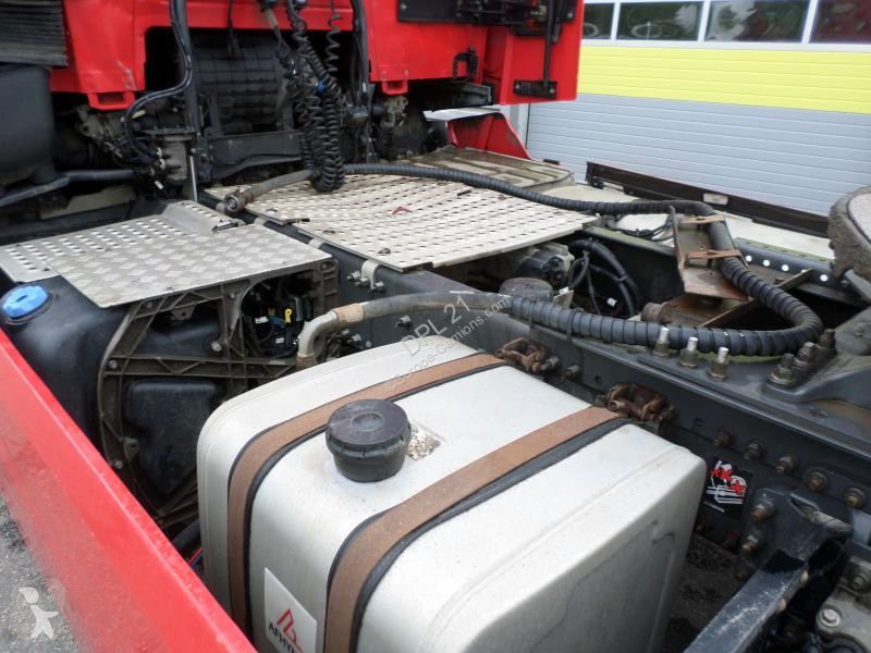 Traktor Renault 520 T-Series