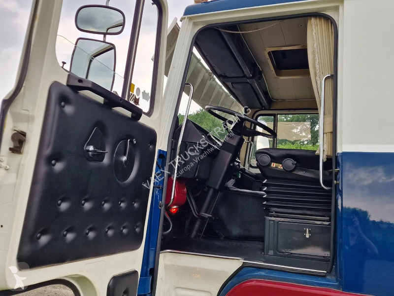 Traktor Scania LB V8 350 HP 6x2 Oldtimer -...