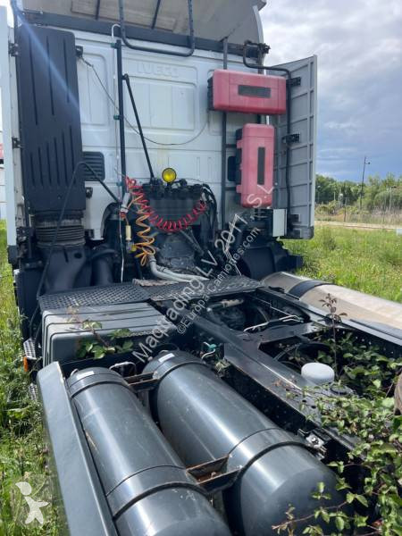 Traktor Iveco