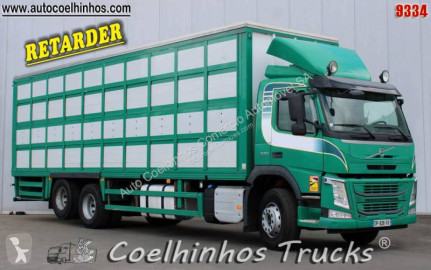 Camion bétaillère Volvo