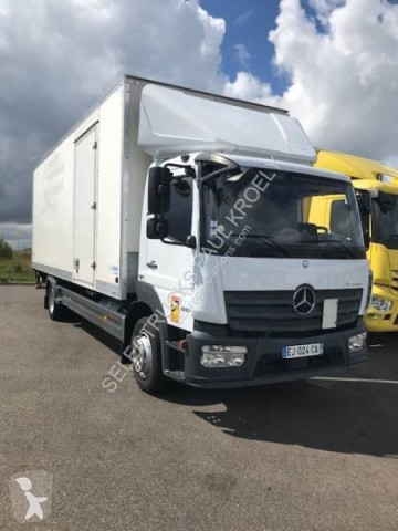 Camion fourgon polyfond Mercedes