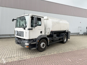 Camion citerne MAN