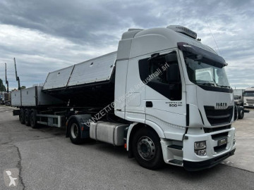 Camion plateau Iveco