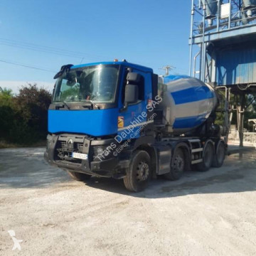 Camion béton toupie / Malaxeur Renault