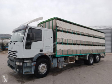 Camion bétaillère bovins Iveco