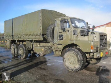 Camion militaire Volvo